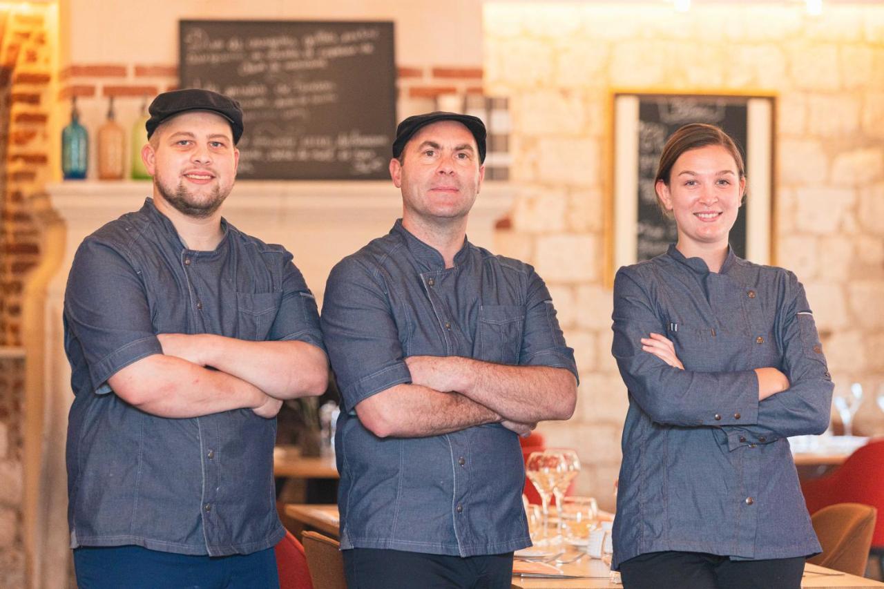 Logis Hotel & Restaurant - Les Hauts De Montreuil Montreuil  Eksteriør billede