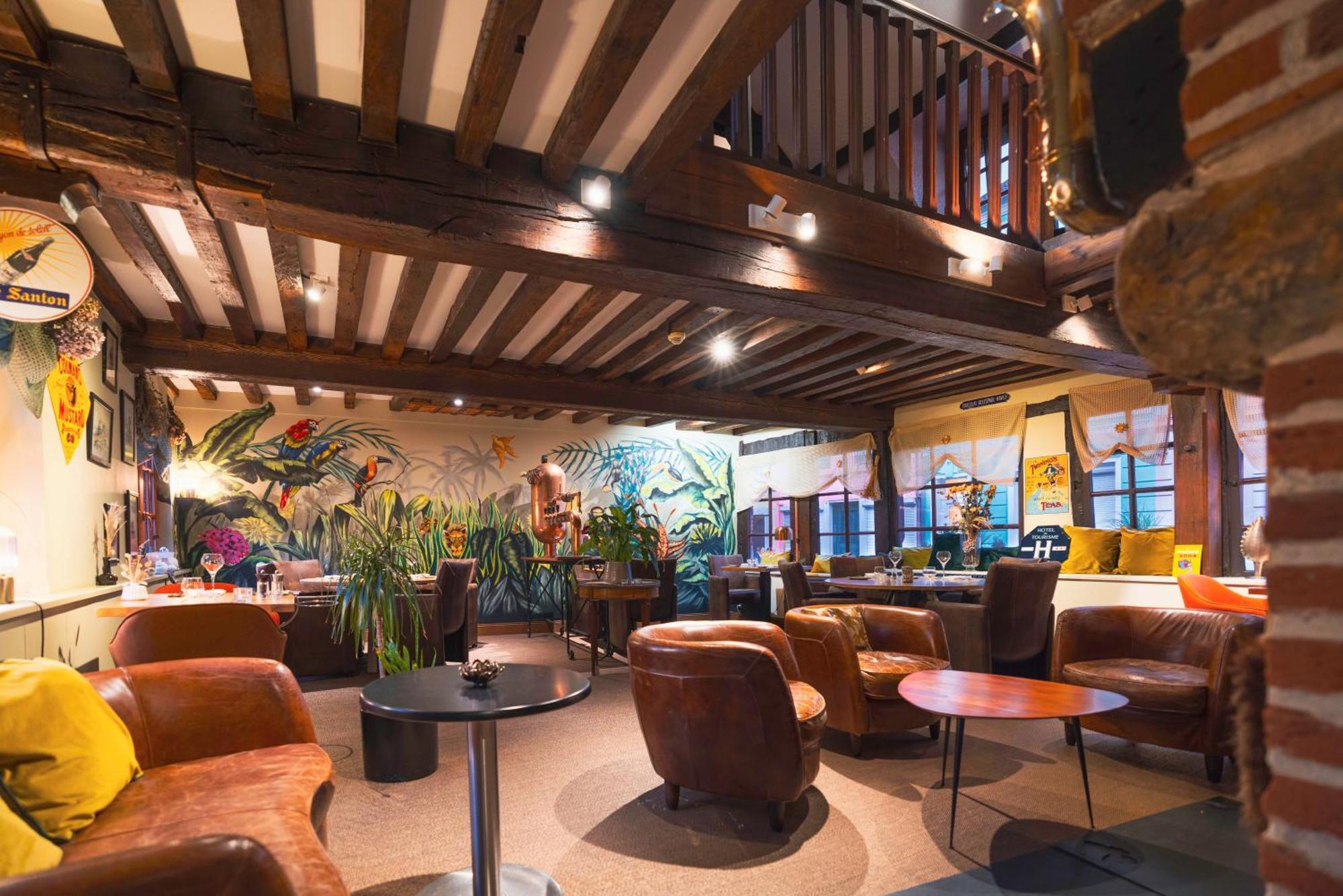 Logis Hotel & Restaurant - Les Hauts De Montreuil Montreuil  Eksteriør billede